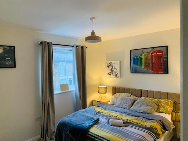 Alpha, Private Double Room, City Centre, Free Parking, Sittingbourne, Kent Exteriér fotografie
